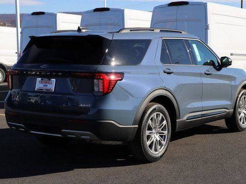 New 2026 Ford Explorer Active w/ Active Comfort Package AWD/4WD image 5