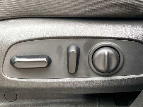 Used 2023 Chevrolet TrailBlazer LT w/ Convenience Package image 21