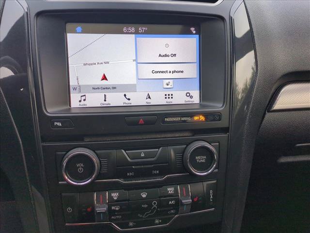 Used 2018 Ford Explorer XLT w/ Equipment Group 202A AWD/4WD image 15