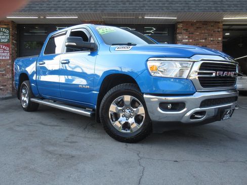 Used 2020 RAM 1500 Big Horn AWD/4WD image 1