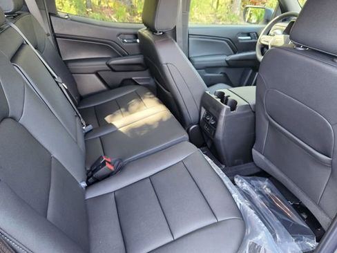 New 2026 Chevrolet Colorado LT w/ LT Convenience Package image 8