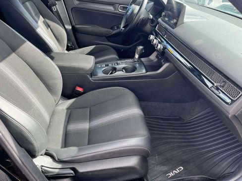 Used 2022 Honda Civic Sport image 19