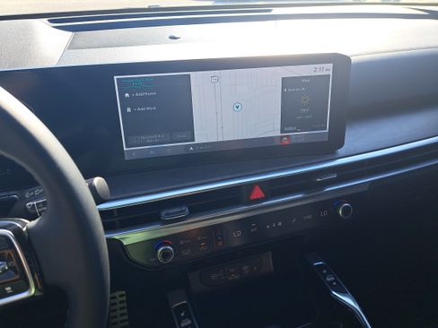 Used 2024 Kia Sorento SX image 20