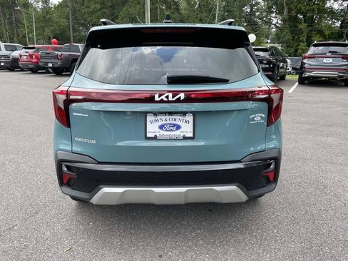 Used 2026 Kia Seltos EX FWD image 12