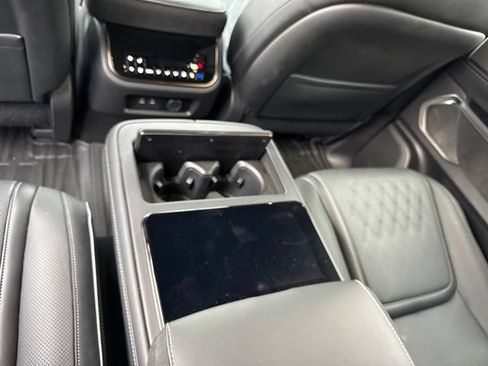 Used 2026 INFINITI QX80 Autograph w/ Premium Cargo Package AWD/4WD image 10