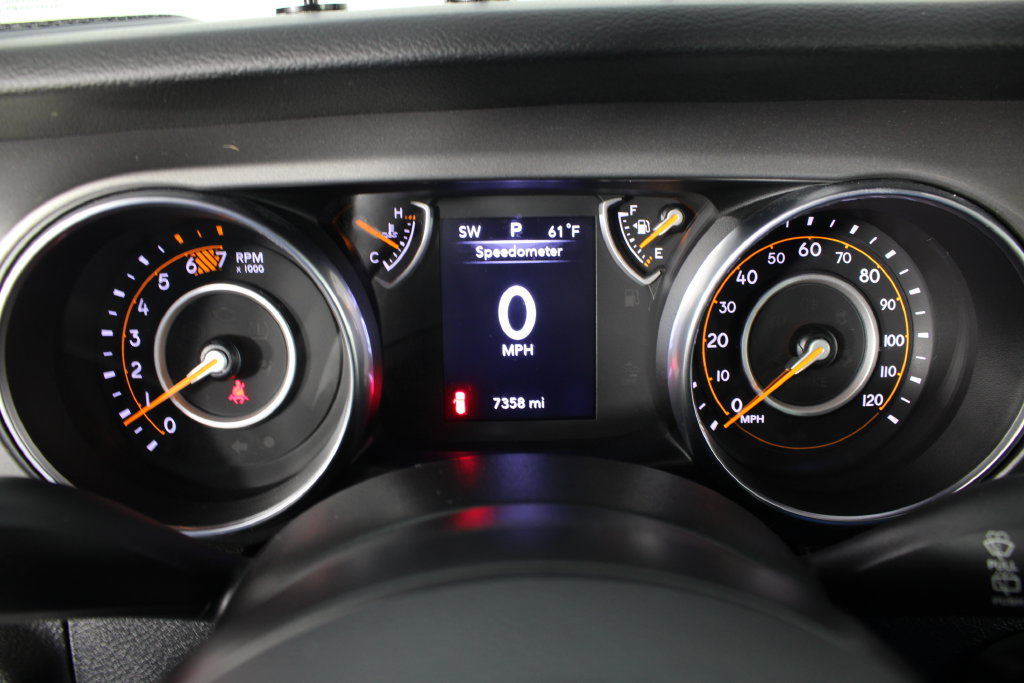Used 2023 Jeep Wrangler Sport AWD/4WD image 10