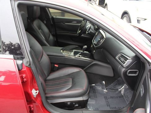 Used 2015 Maserati Ghibli S Q4 image 27
