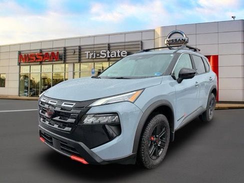 New 2026 Nissan Rogue SV w/ Rock Creek Premium Package AWD/4WD image 2