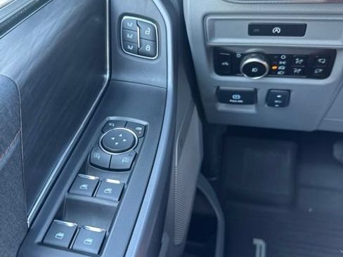 Used 2025 Ford F150 Lariat w/ Equipment Group 501A Mid AWD/4WD image 21