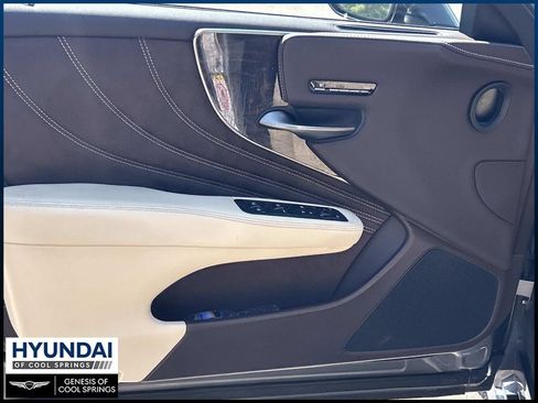 Used 2019 Lexus LS 500 AWD w/ Luxury Package image 17