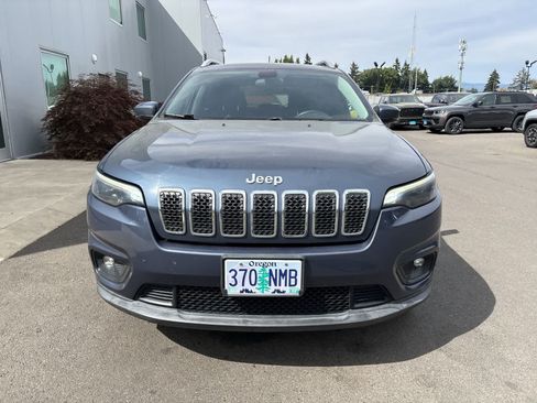 Used 2019 Jeep Cherokee Latitude Plus AWD/4WD image 6