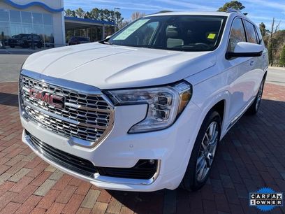 Used 2024 GMC Terrain Denali w/ Denali Premium Package