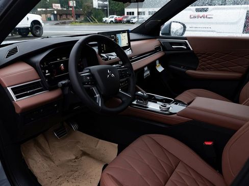 New 2026 Mitsubishi Outlander SEL image 20