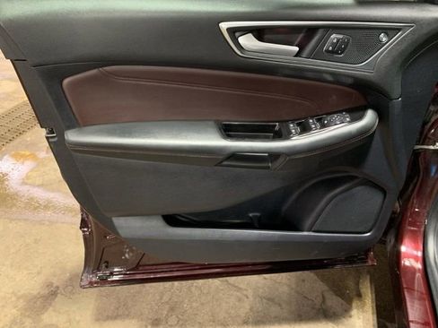 Used 2020 Ford Edge Titanium w/ Equipment Group 301A AWD/4WD image 14