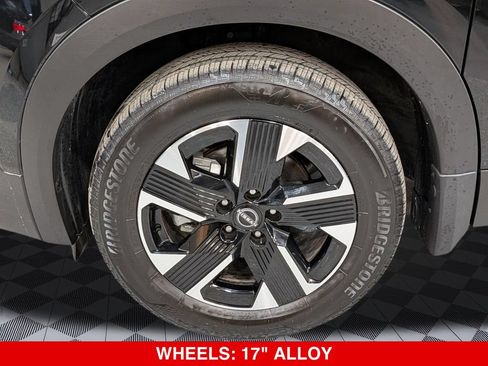 Certified 2025 Nissan Kicks SV w/ SV Premium Package AWD/4WD image 11