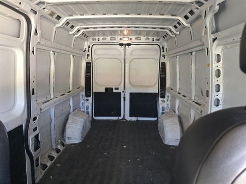 Used 2023 RAM ProMaster 2500 FWD image 32