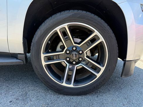 Used 2017 Chevrolet Tahoe LT RWD image 47