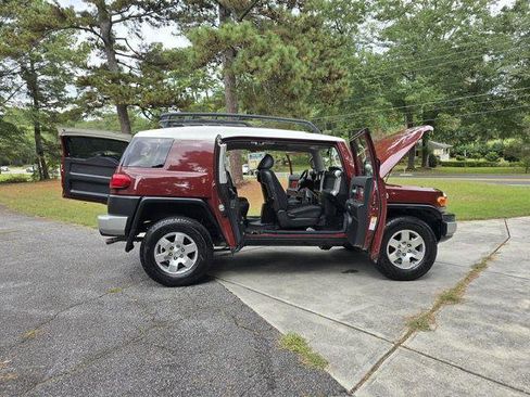 Used 2008 Toyota FJ Cruiser 4WD image 33
