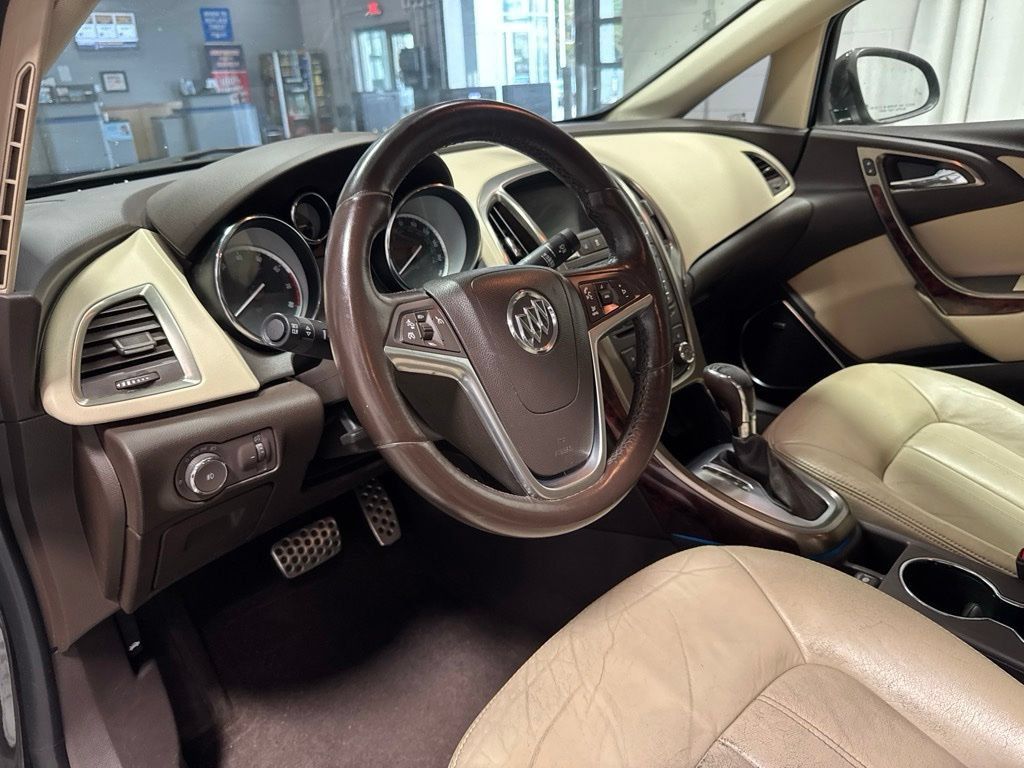 Used 2014 Buick Verano Premium FWD image 17