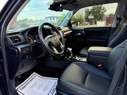 Used 2024 Toyota 4Runner TRD Off-Road Premium w/ Moonroof Package AWD/4WD image 9