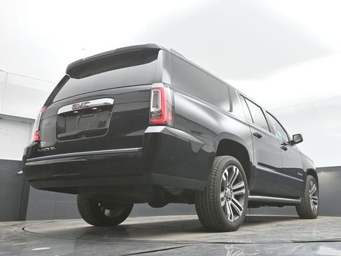 Used 2017 GMC Yukon XL Denali w/ Open Road Package AWD/4WD image 33