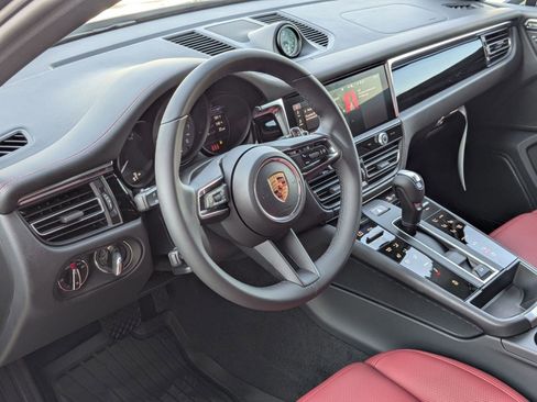 New 2026 Porsche Macan S image 4