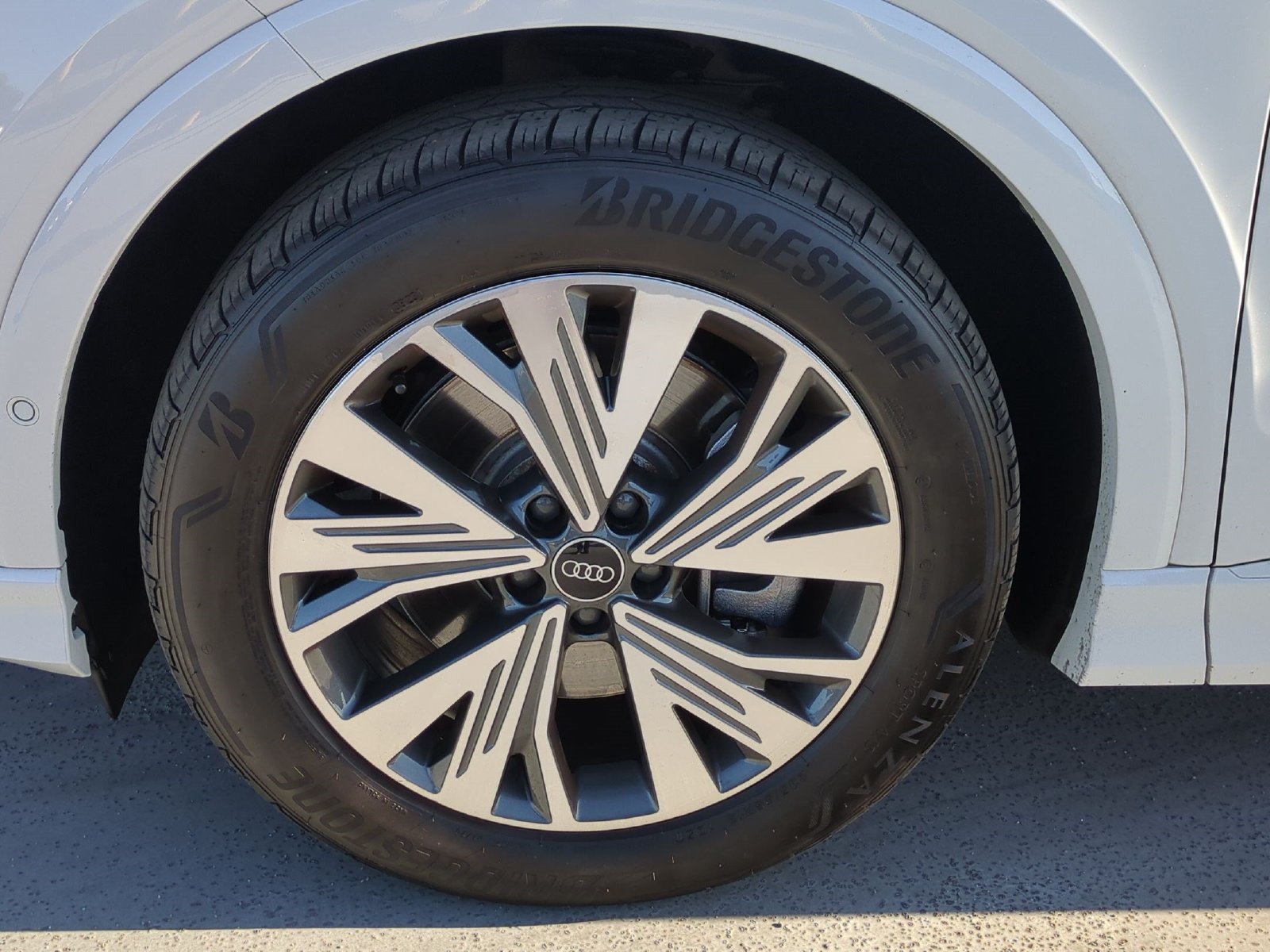 Used 2024 Audi Q4 e-tron Premium Plus w/ Premium Plus RWD image 26