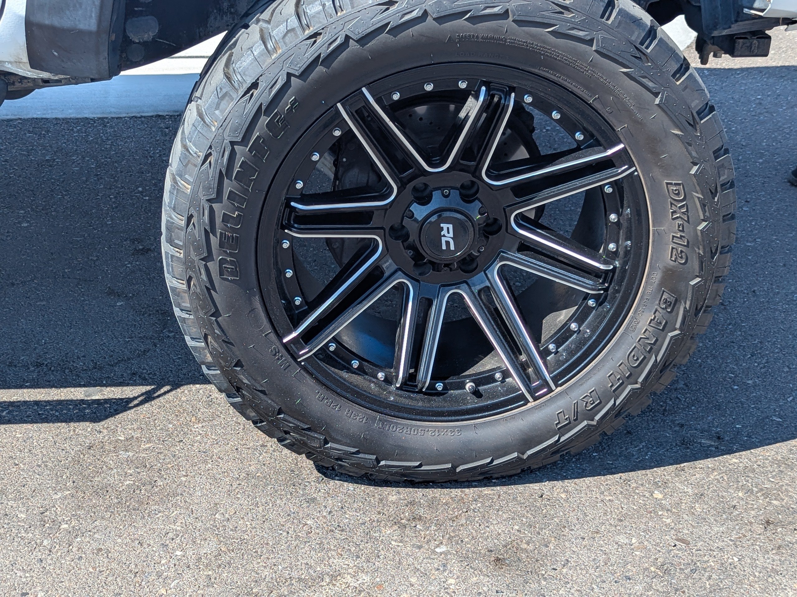 Used 2017 Toyota Tacoma TRD Off-Road AWD/4WD image 50