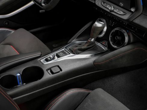 Used 2018 Chevrolet Camaro ZL1 RWD image 24