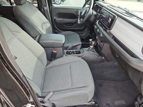 Used 2024 Jeep Wrangler Sport S image 22