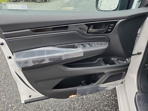 New 2026 Honda Odyssey Touring image 8