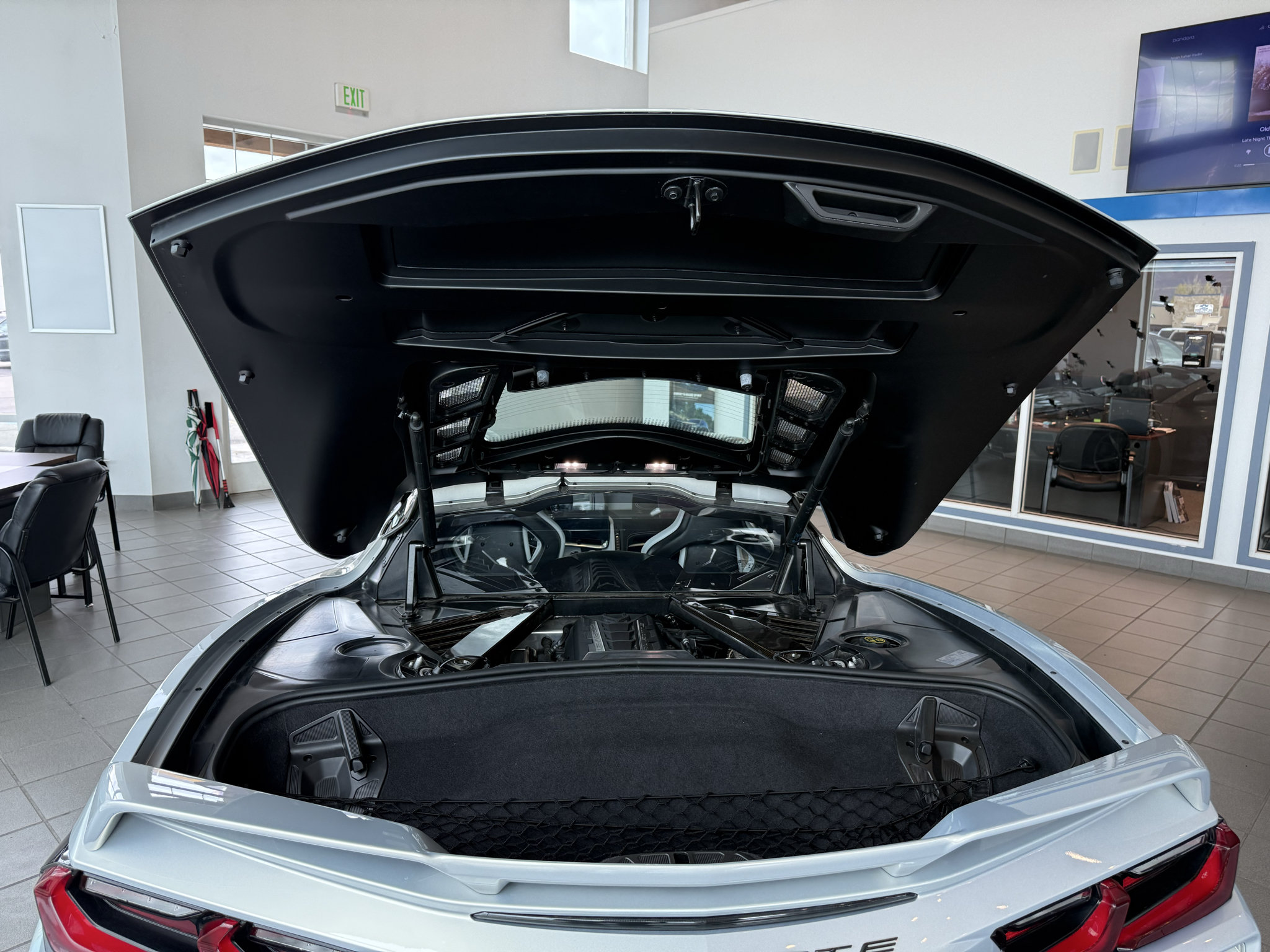 Used 2021 Chevrolet Corvette Stingray Preferred Cpe w/ Z51 Performance Package RWD image 18