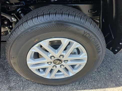 New 2026 Toyota Tundra SR5 AWD/4WD image 8