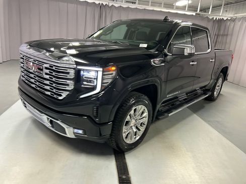 New 2026 GMC Sierra 1500 Denali w/ Technology Package image 3