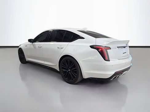 Used 2022 Cadillac CT5 V w/ LPO, ONYX Package image 3