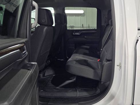 Used 2024 GMC Sierra 3500 SLE image 8