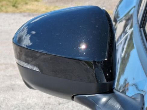 New 2026 Nissan Kicks SR w/ Cold Weather Package image 12