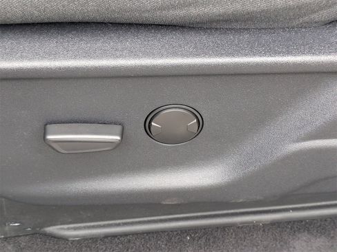 Used 2024 Ford F150 XLT w/ Mobile Office Package image 23