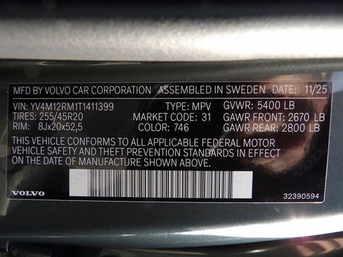 New 2026 Volvo XC60 B5 Ultra w/ Protection Package Premier image 32