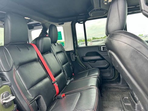 Used 2020 Jeep Wrangler Unlimited Rubicon w/ Quick Order Package 28Y Recon AWD/4WD image 13