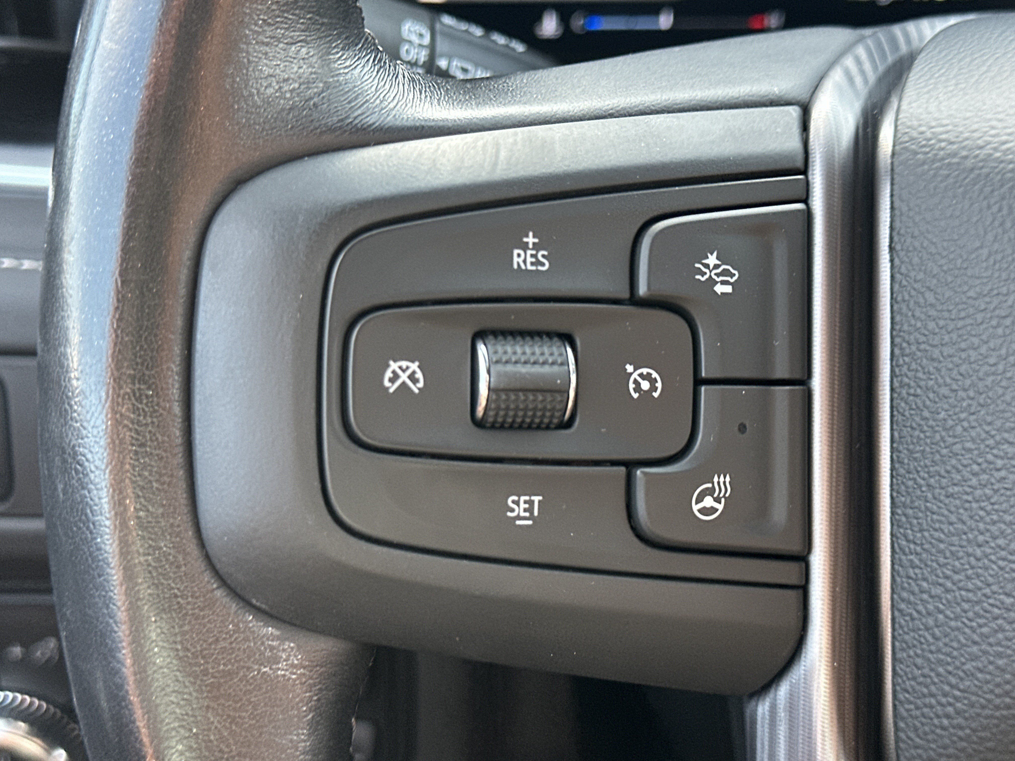 Certified 2023 GMC Yukon XL Denali Ultimate AWD/4WD image 27