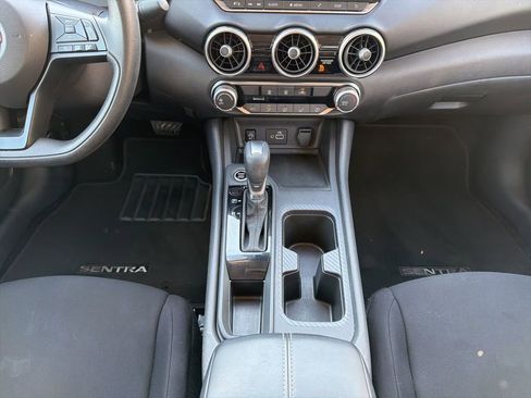 Used 2024 Nissan Sentra S FWD image 25