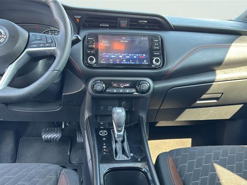 Used 2023 Nissan Kicks SR FWD image 18