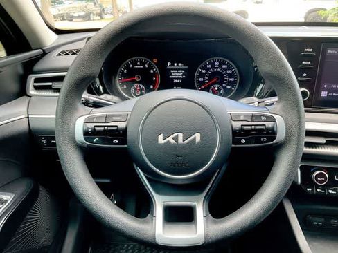 Used 2023 Kia K5 LXS FWD image 20