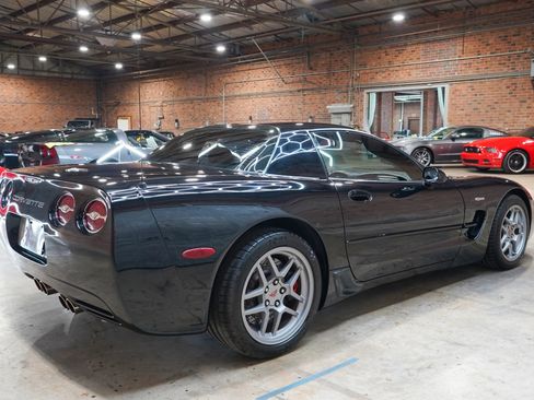 Used 2003 Chevrolet Corvette Z06 w/ Memory Package, 3 Drivers RWD image 15