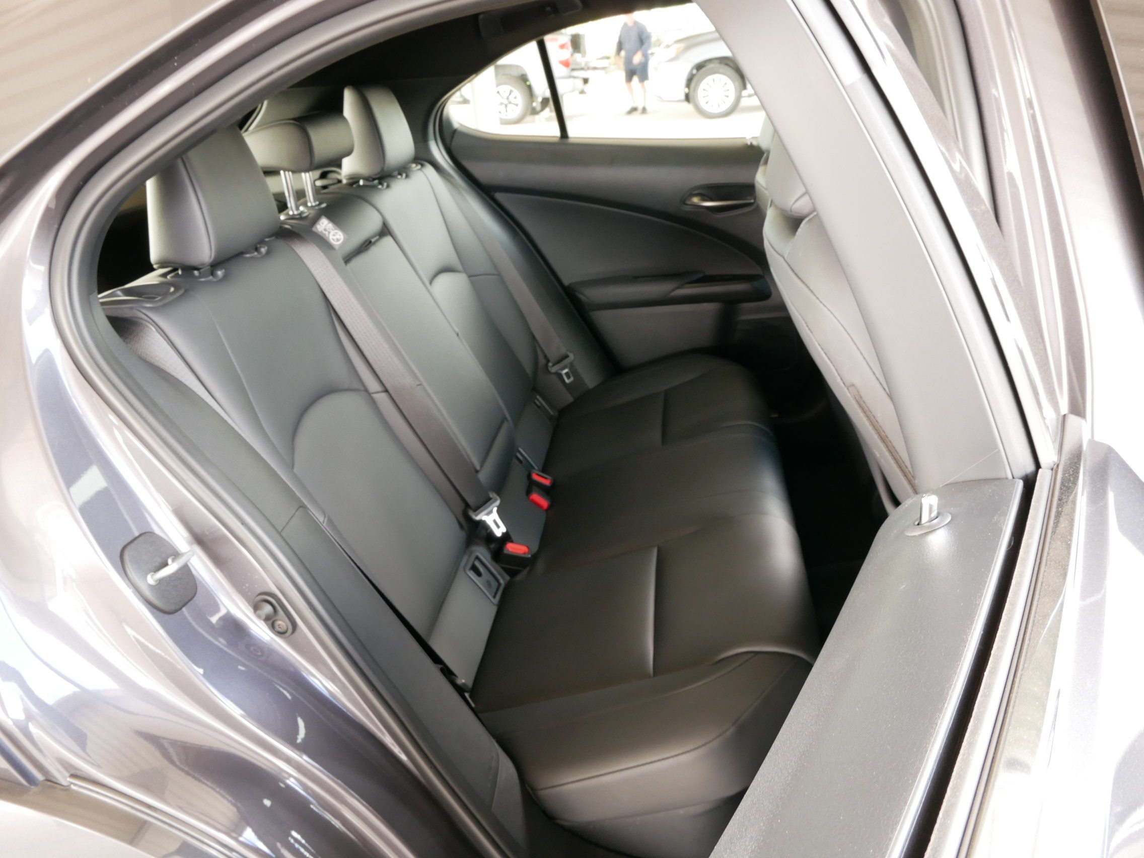 Used 2025 Lexus UX 300h AWD w/ Accessory Package (Z2) image 3