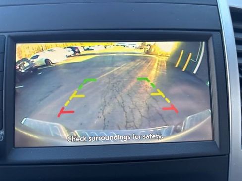 Used 2021 Nissan Frontier SV image 16