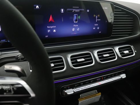 New 2026 Mercedes-Benz GLE 63 AMG S image 5