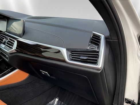 Used 2023 BMW X5 xDrive40i w/ Parking Assistance Package image 26