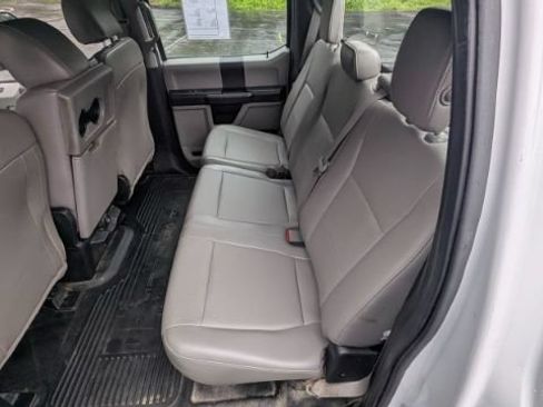 Used 2018 Ford F250 XL w/ Power Equipment Group AWD/4WD image 19